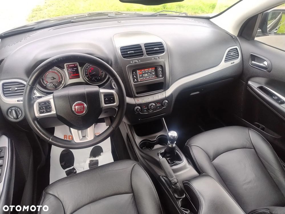 Fiat Freemont 2.0 Multijet Urban - 36