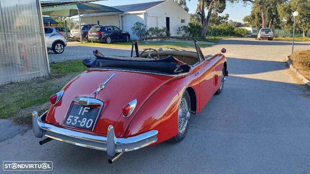 Jaguar XK140 - 24