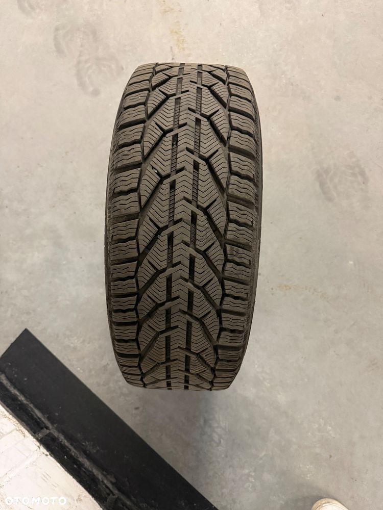 BMW Seria 5 525d - 26