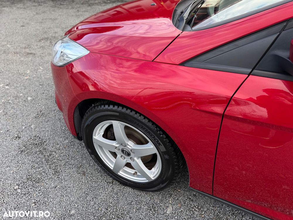 Ford Focus 1.6 TDCI DPF Trend - 13