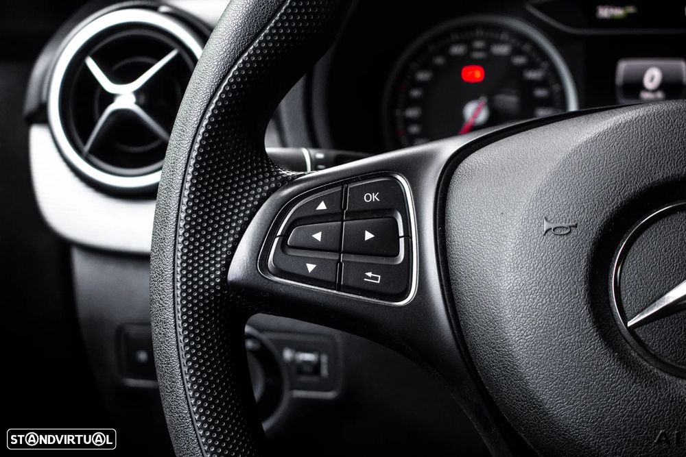 Mercedes-Benz B 250 e Electric Drive - 14