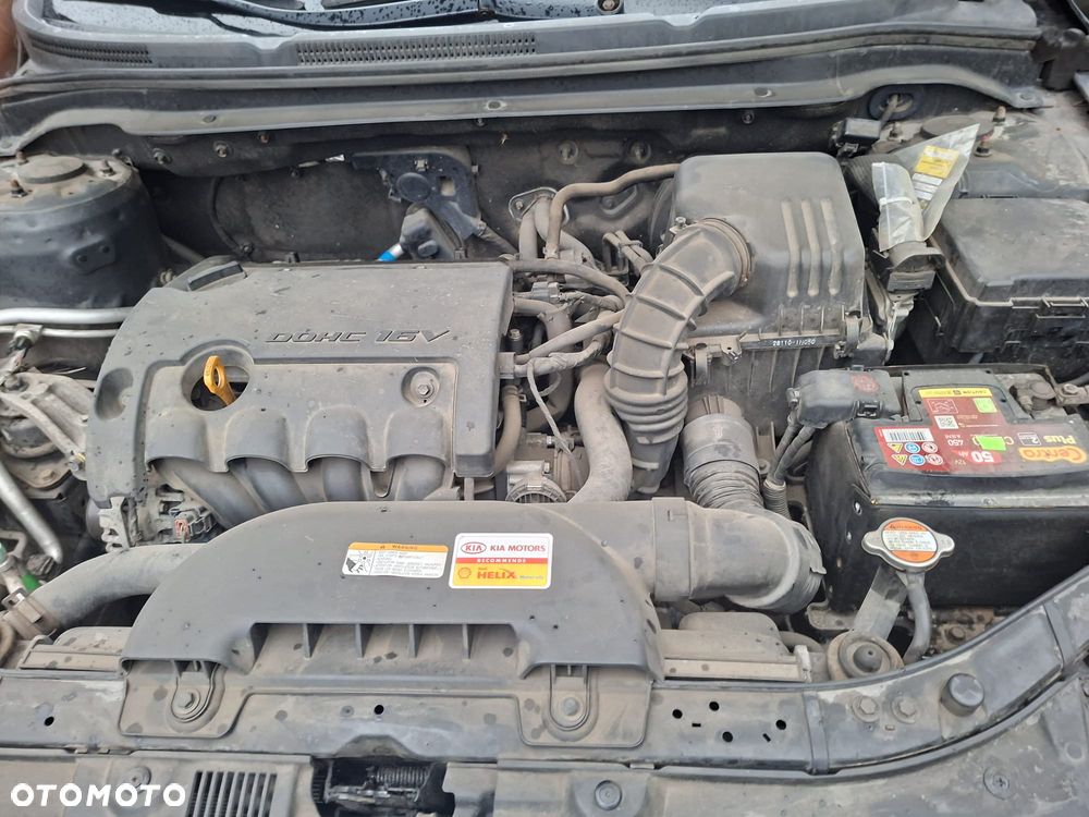 Kia Ceed - 9