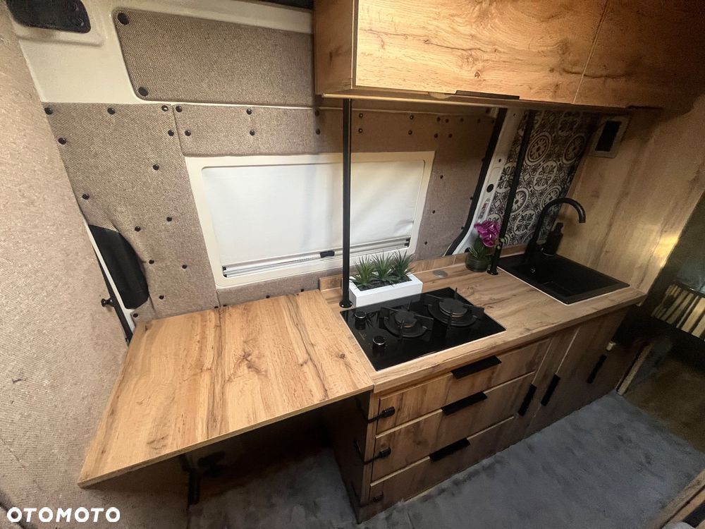 Volkswagen Crafter - 25