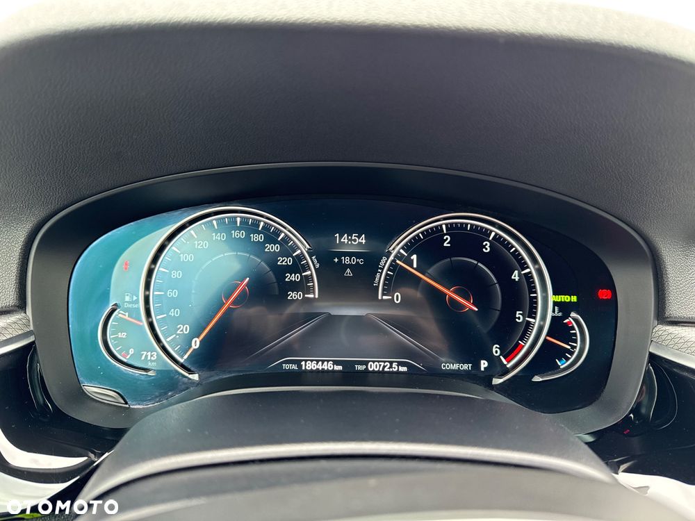 BMW Seria 5 520d xDrive M Sport sport - 16