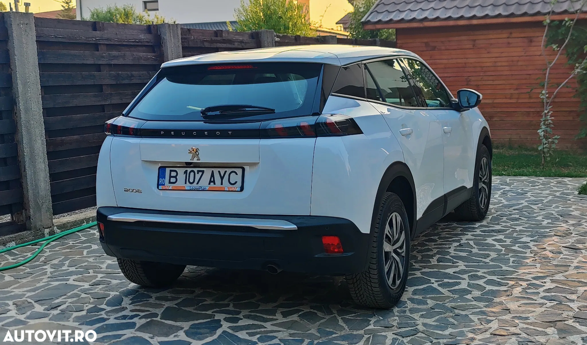 Peugeot 2008 1.5 BlueHDI FAP Active - 4