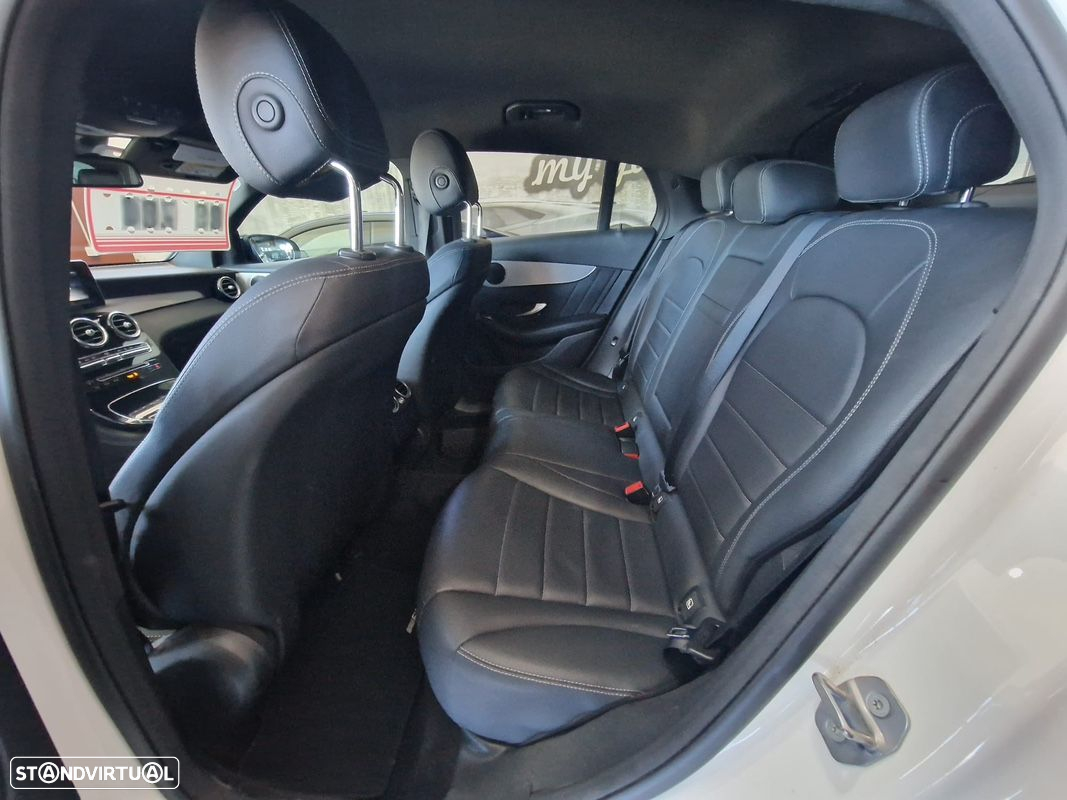 Mercedes-Benz GLC 350 e Coupé AMG Line 4-Matic - 25