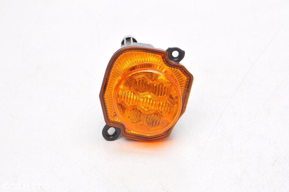 SUZUKI JIMNY IV KIERUNKOWSKAZ PRAWY 23R - 4