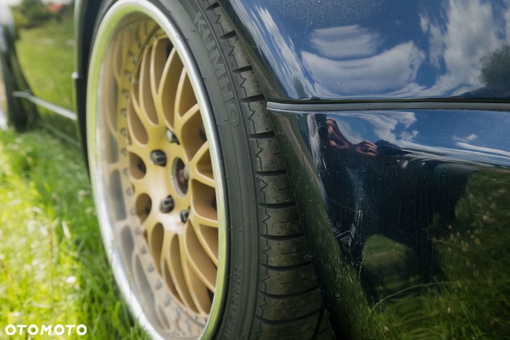 Porsche 911 - 9