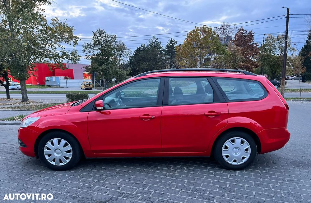 Ford Focus 1.6 TDCi ECOnetic 99g Start-Stopp-System Champions Edition - 9