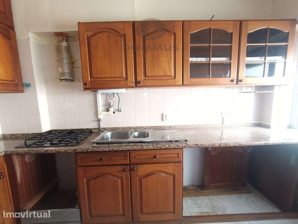 Apartamento T3 na Venteira - Grande imagem: 2/25