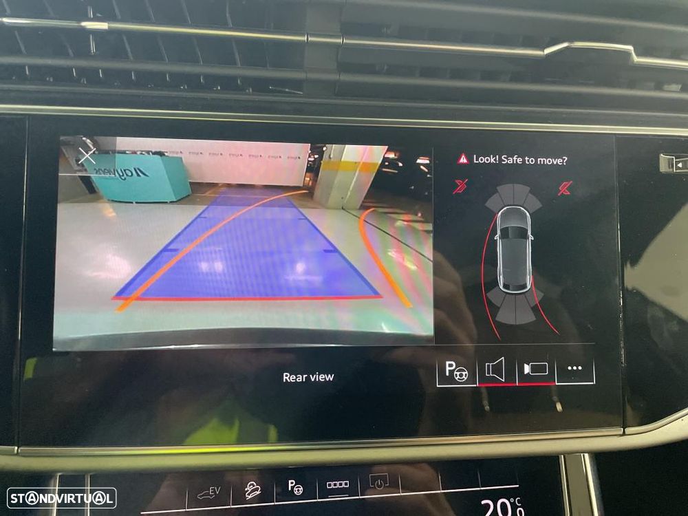 Audi Q8 55 TFSIe quattro Tiptronic - 10