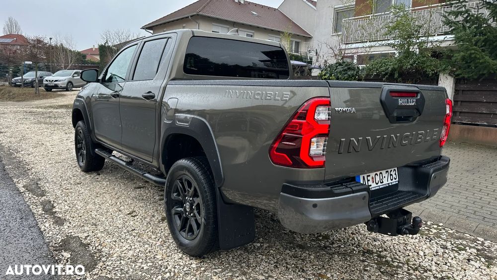 Toyota Hilux 2.8D 204CP 4x4 Double Cab AT Invincible Color Edition - 5