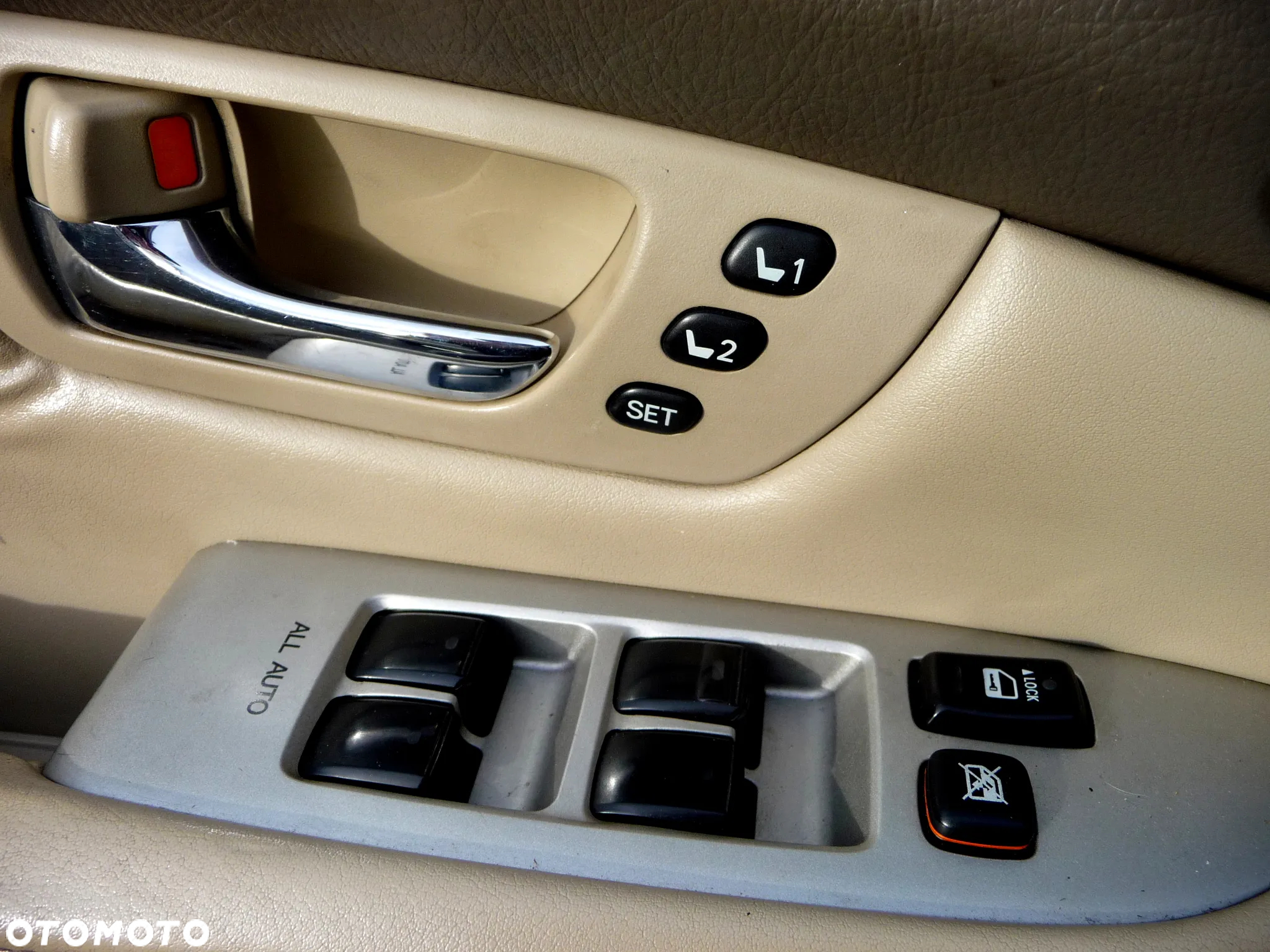 Lexus RX 330 - 22