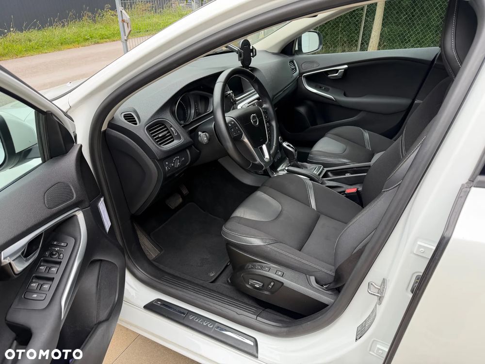 Volvo V40 D4 Drive-E Inscription - 23