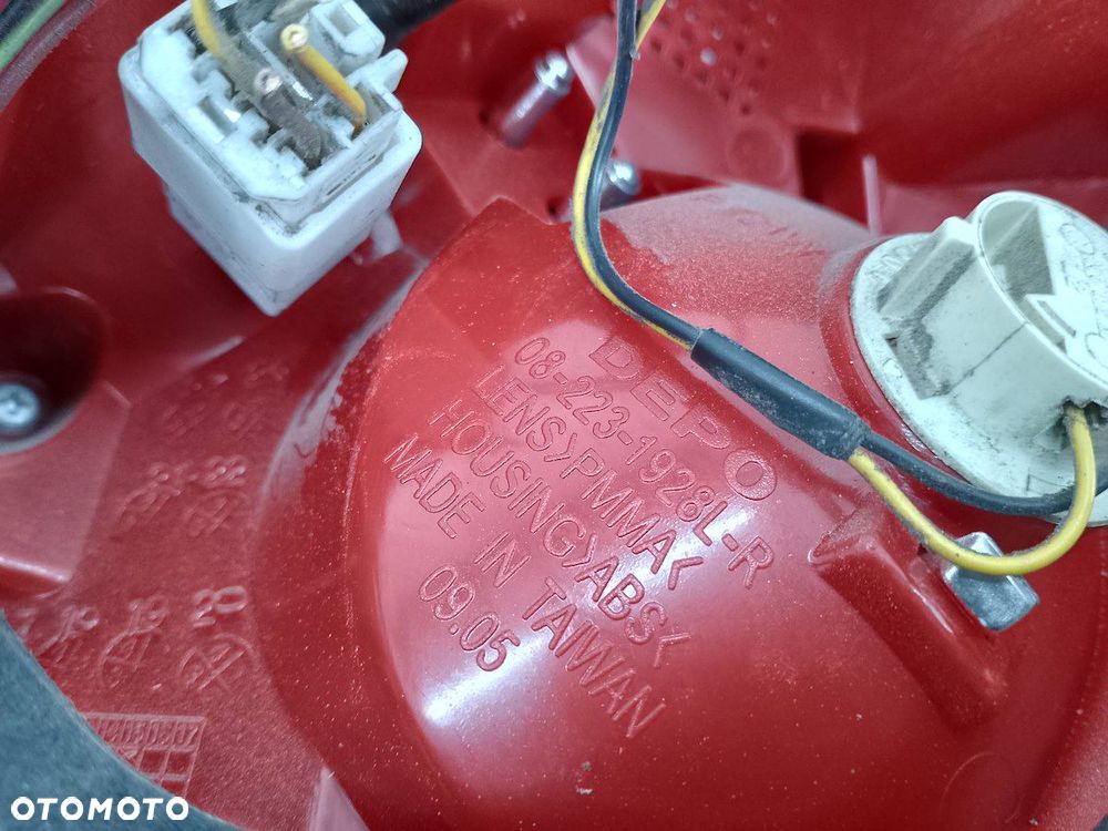 LAMPA TYLNA LEWA KIA CEE'D I 08-223-1928L-R - 6