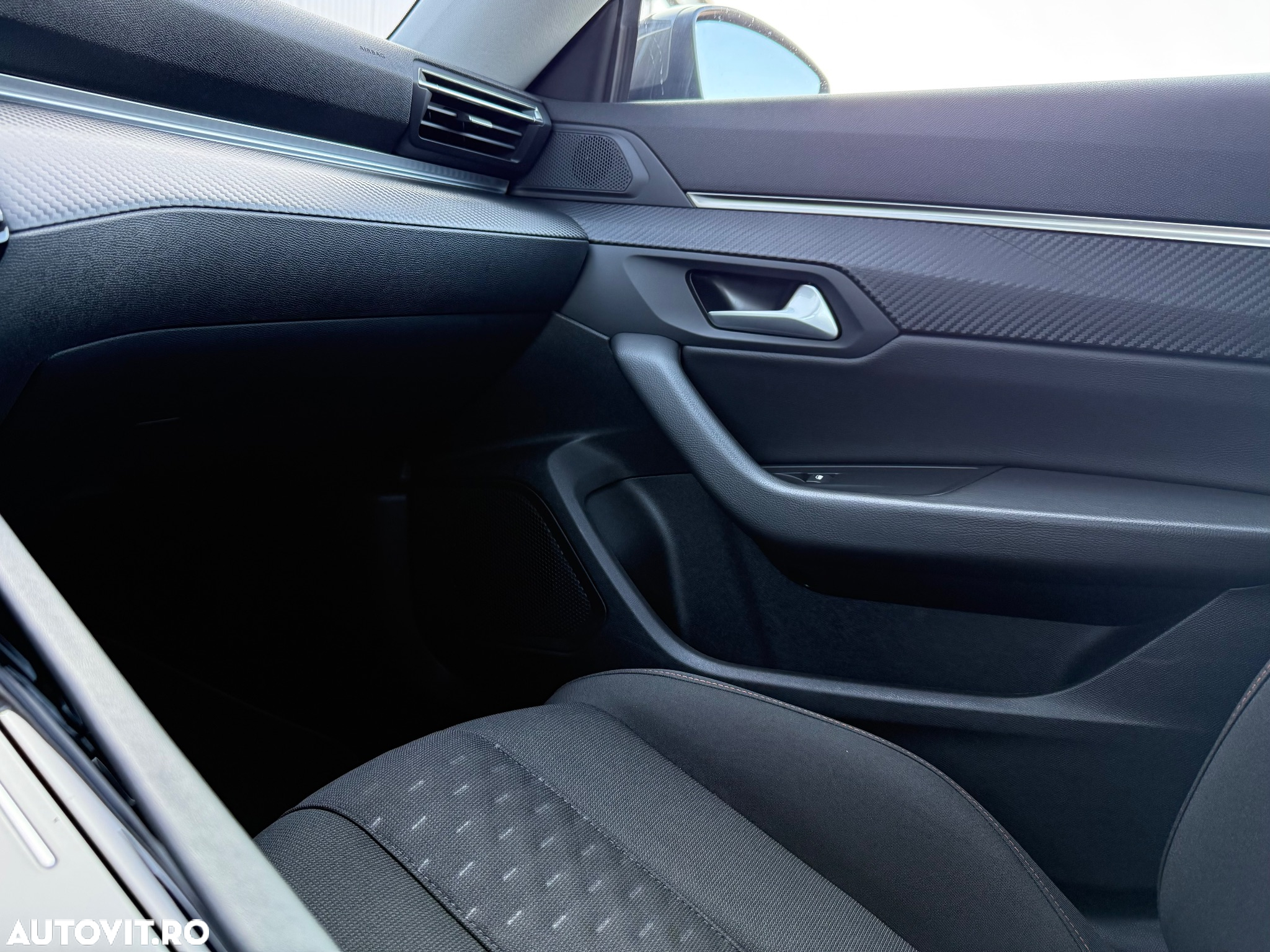 Peugeot 508 BlueHDi 130 EAT8 Active Pack - 28