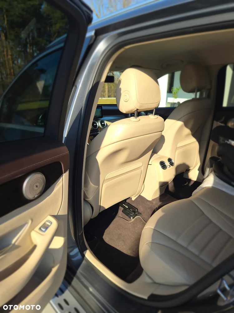 Mercedes-Benz GLC 220 d - 36