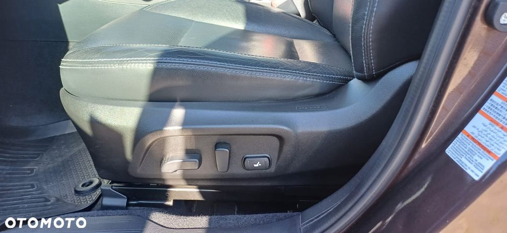 Subaru Outback 2.0D Exclusive Lineartronic - 14