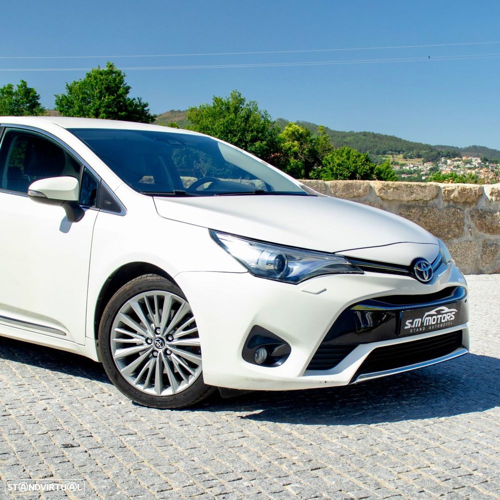 Toyota Avensis SD 2.0 D-4D Premium - 6