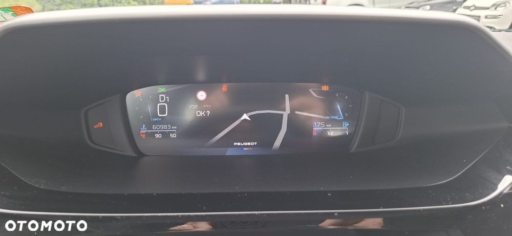 Peugeot 308 1.2 PureTech GPF Active Pack S&S EAT8 - 18