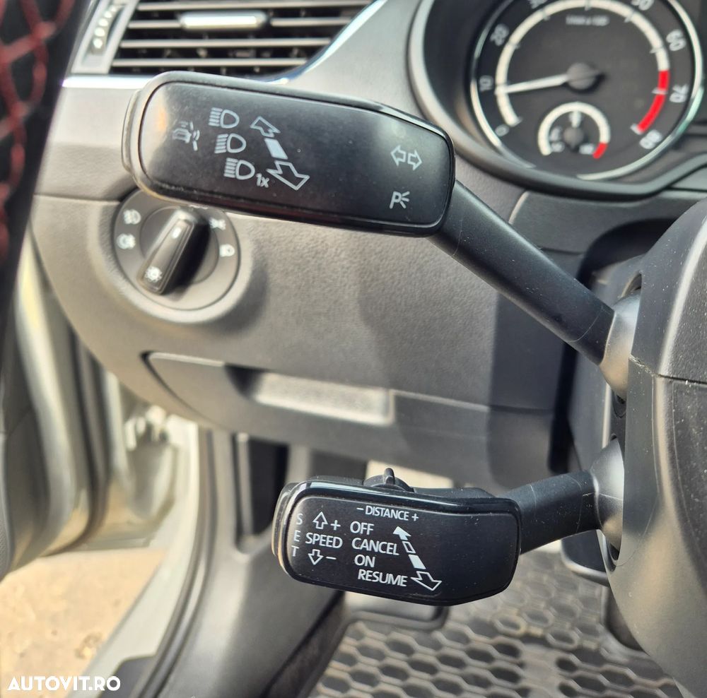 Skoda Octavia 2.0 TSI RS - 15