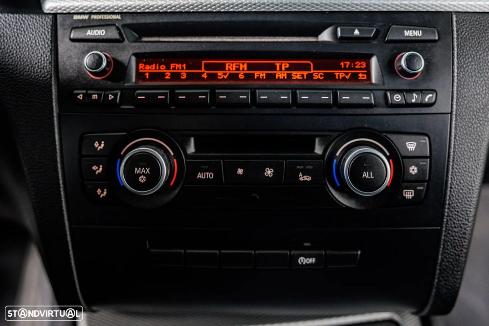 BMW 118 d Coupe - 18