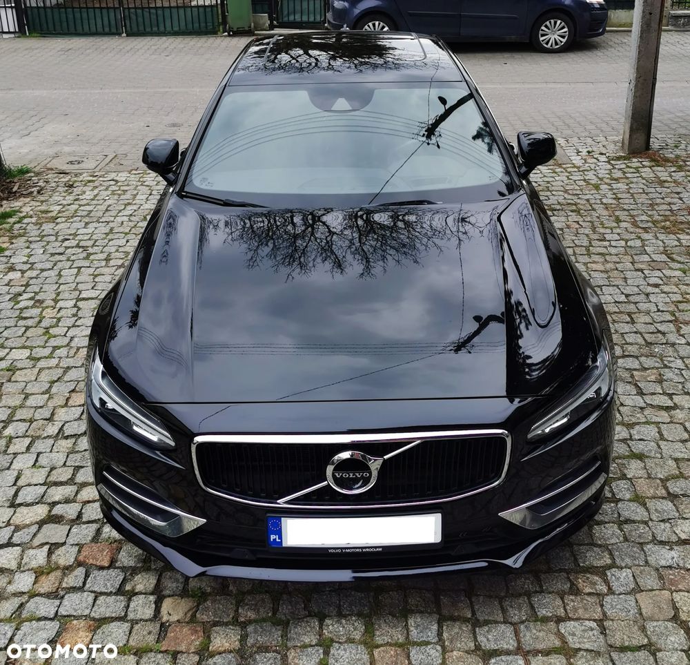 Volvo S90 T5 Momentum - 1