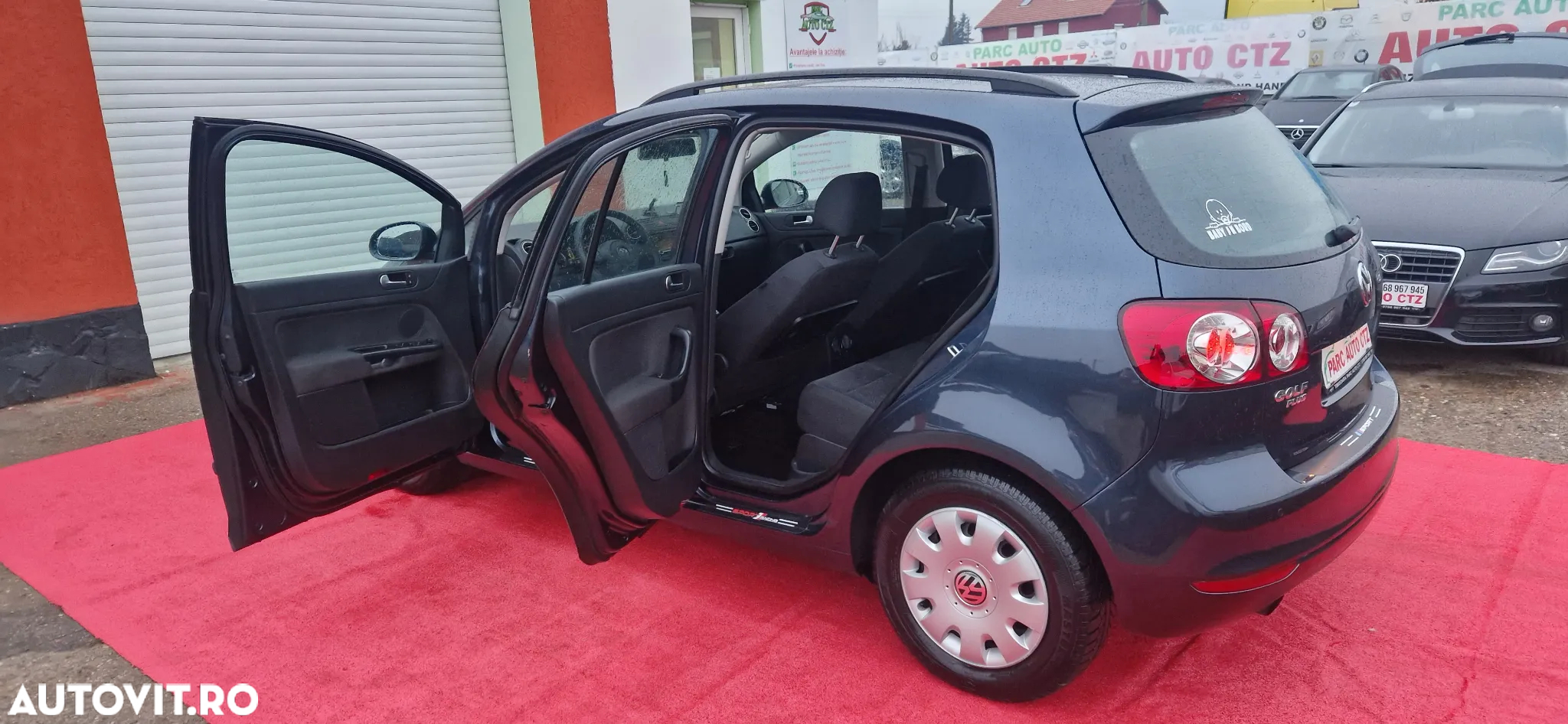 Volkswagen Golf Plus 1.6 TDI DPF BlueMotion Technology Team - 29