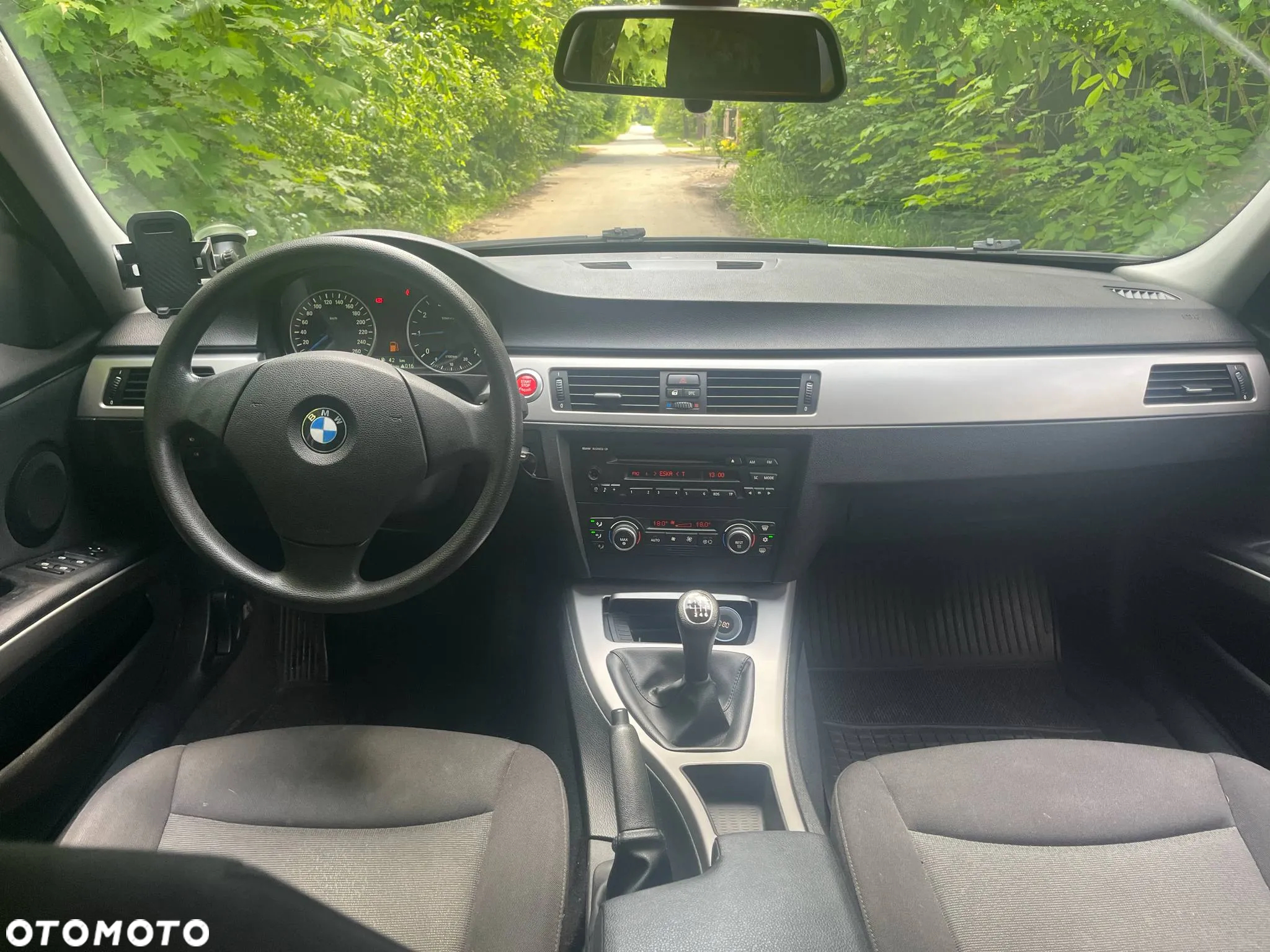 BMW Seria 3 318i - 13