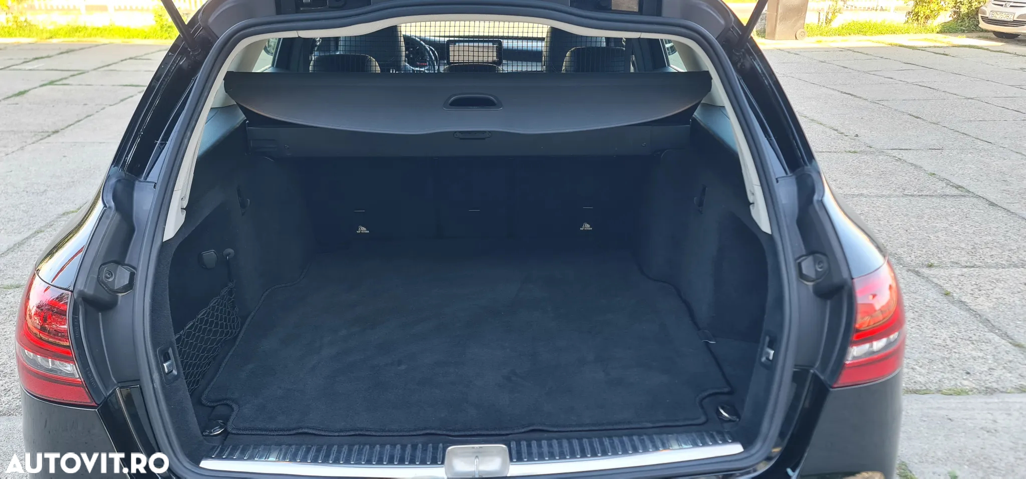 Mercedes-Benz C 200 d T 9G-TRONIC Avantgarde - 12