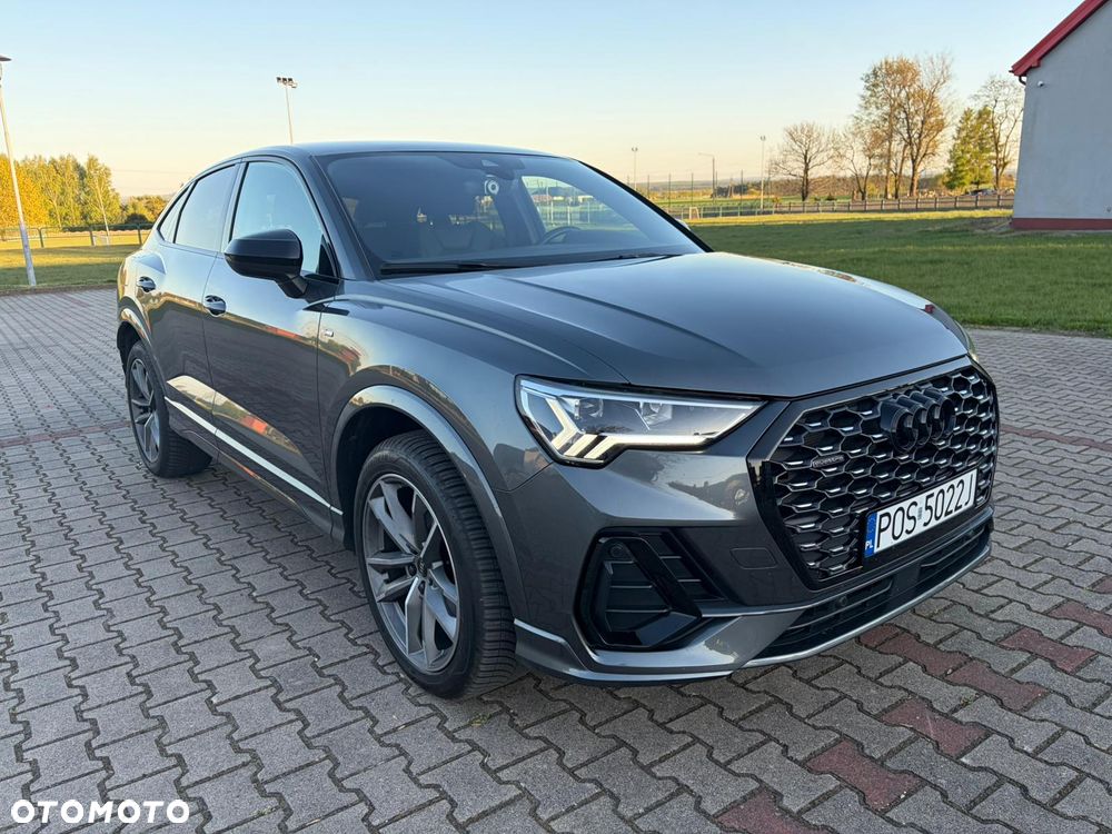 Audi Q3 Sportback - 1
