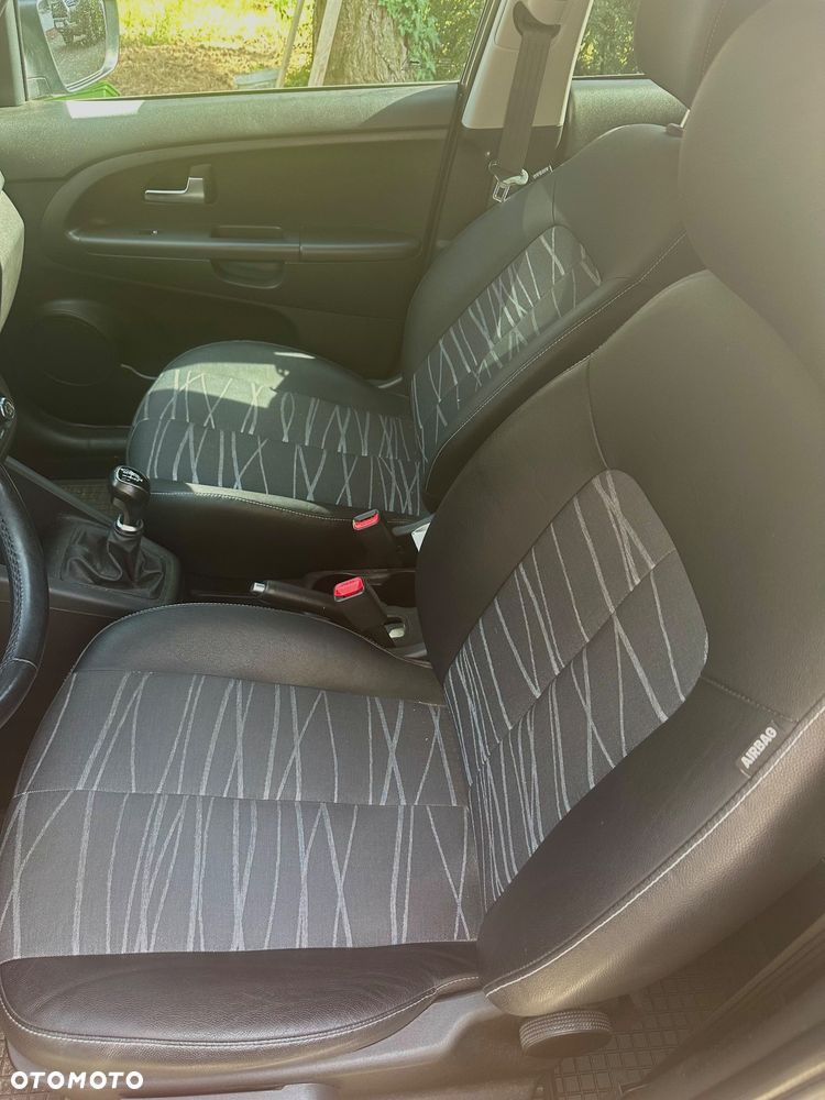 Kia Venga 1.4 Business Line - 7