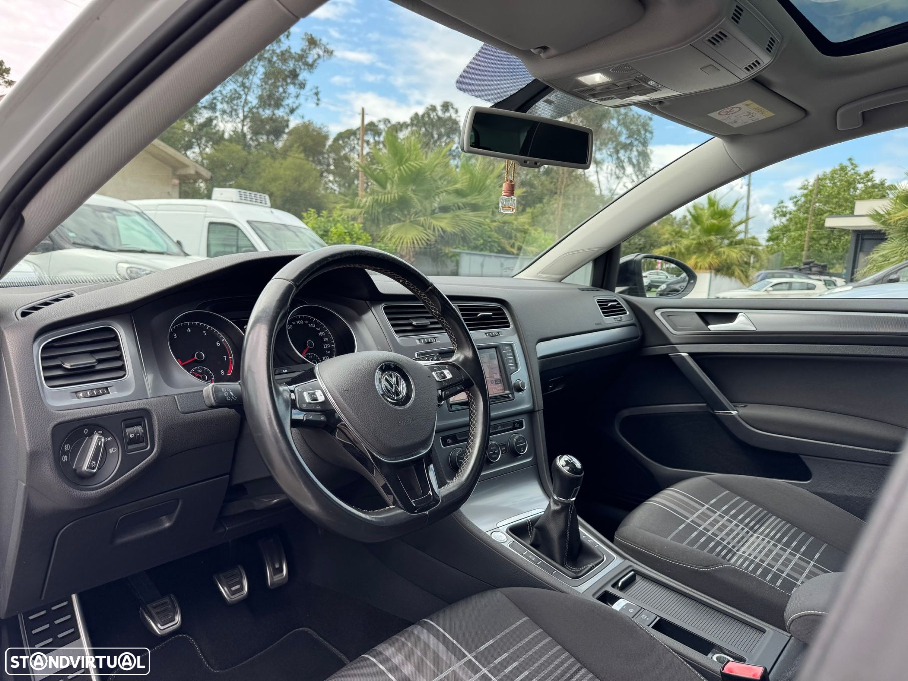 VW Golf 1.2 TSi BlueMotion Lounge - 27