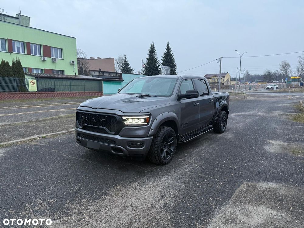 RAM 1500 - 11