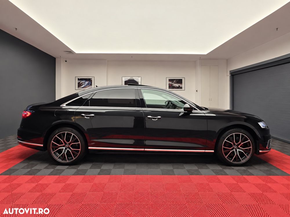 Audi A8 - 8