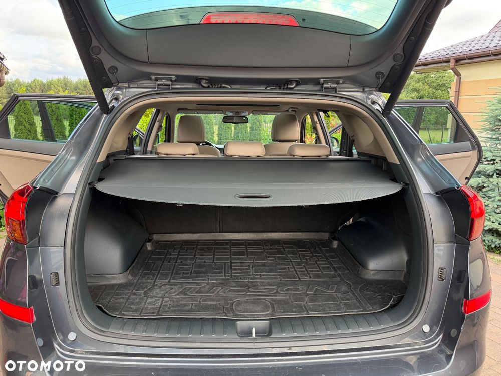 Hyundai Tucson blue 1.6 CRDi 4WD DCT Premium - 24
