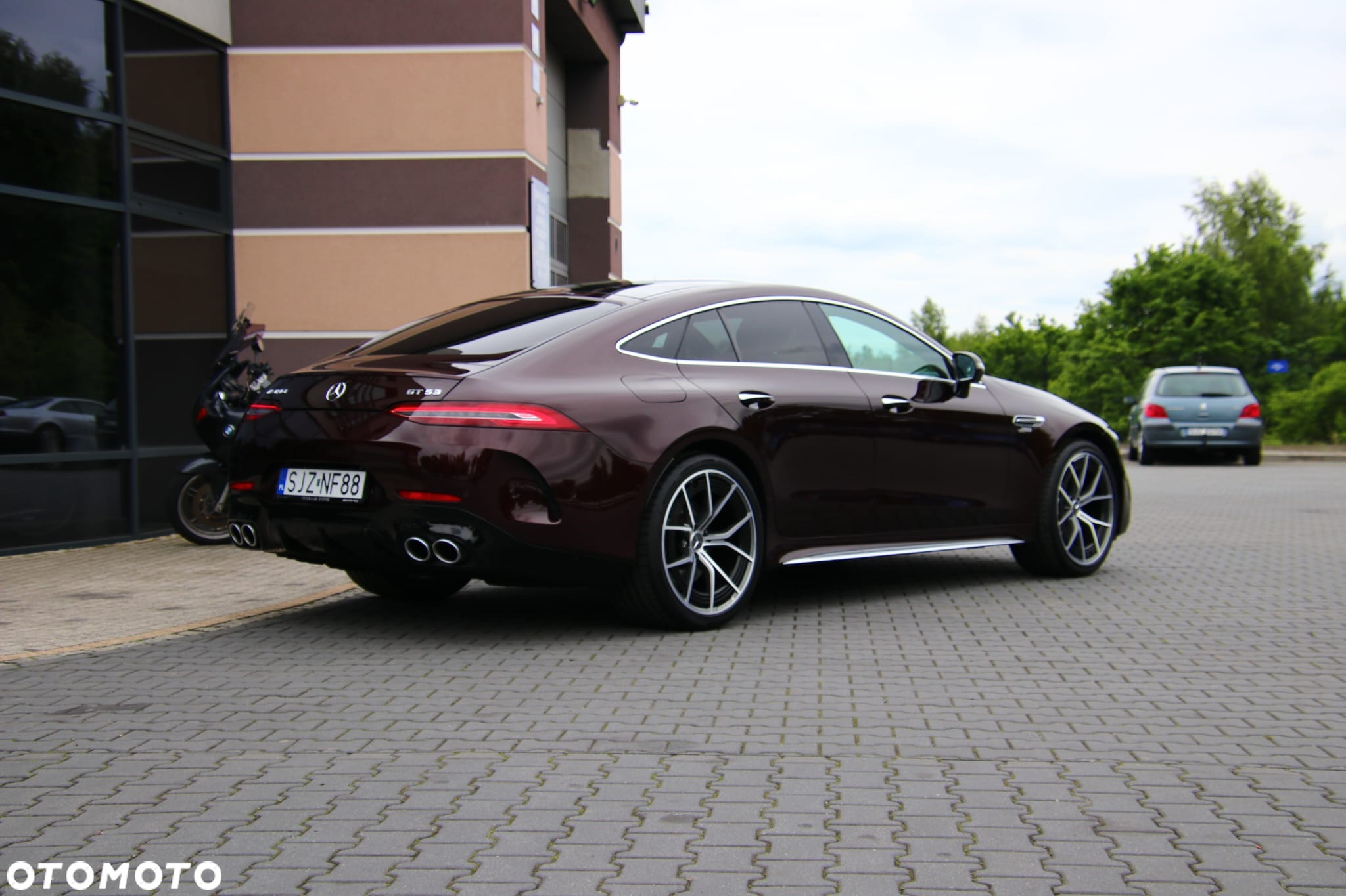 Mercedes-Benz AMG GT 53 4-Matic+ - 37