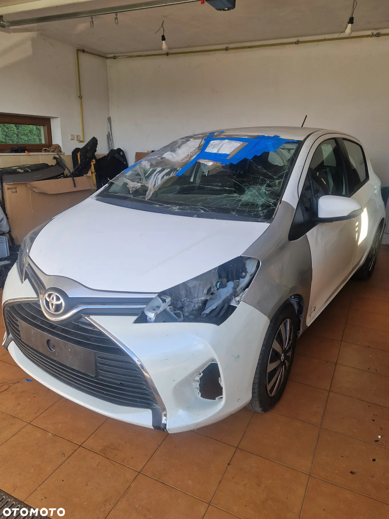 Toyota Yaris Hybrid 100 Active - 10