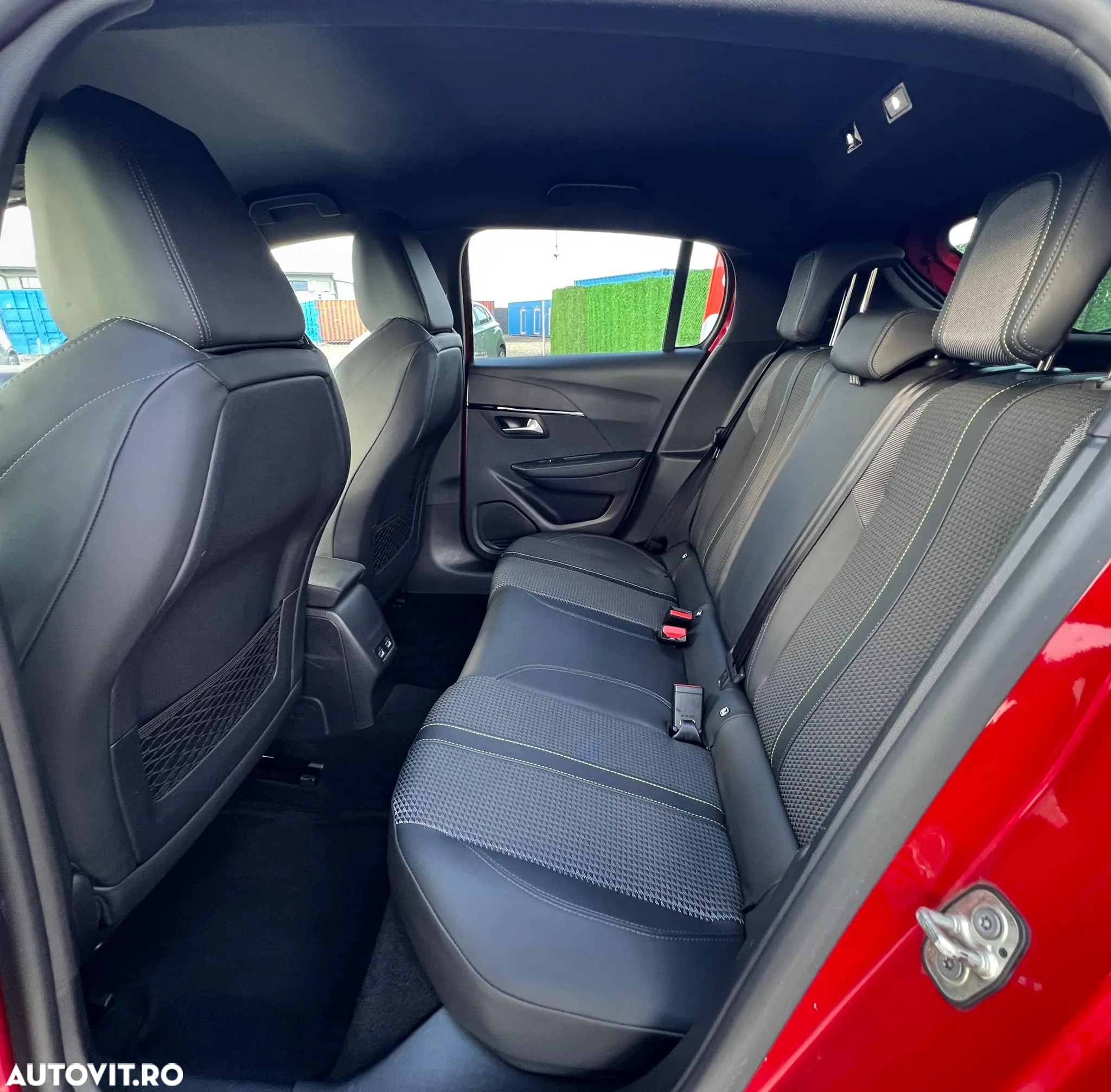 Peugeot 208 PureTech 100 GT Pack - 5