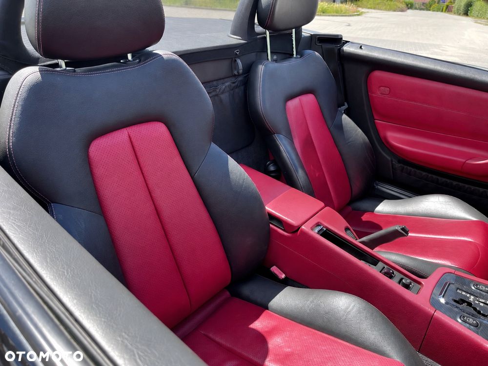Mercedes-Benz SLK - 22