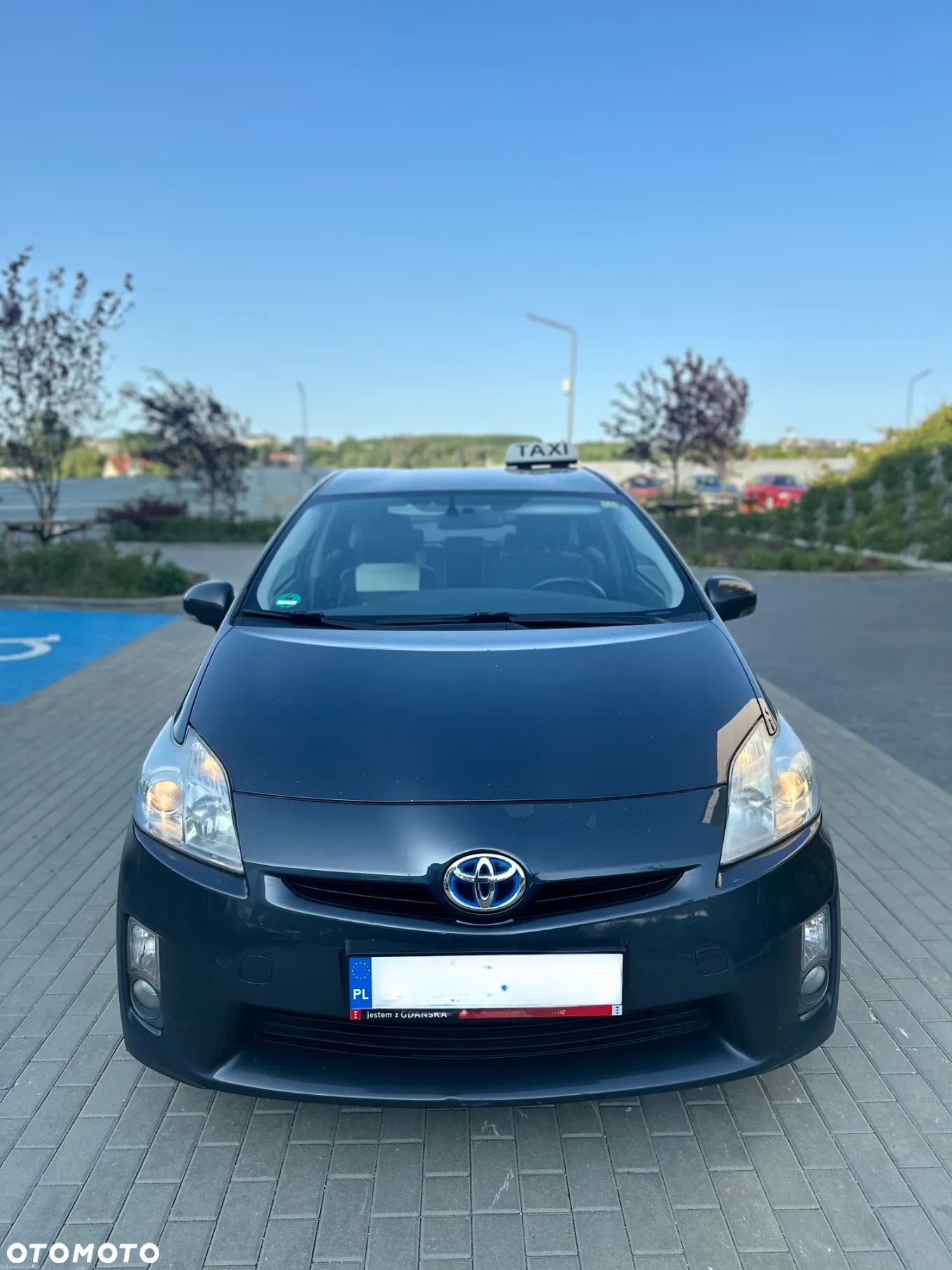 Toyota Prius - 2