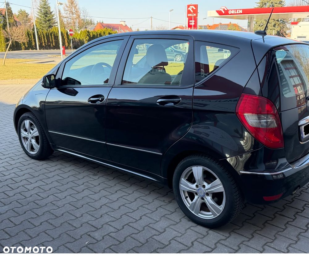 Mercedes-Benz Klasa A 160 Avantgarde BlueEff EU5 - 4