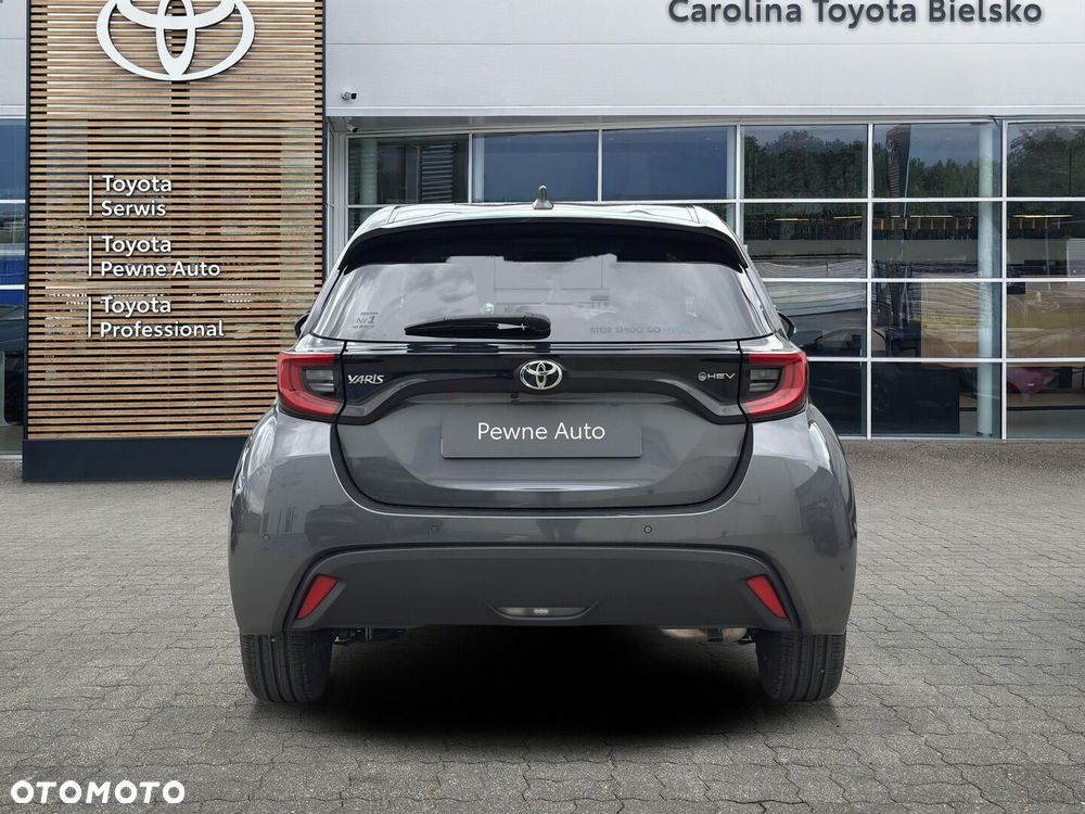 Toyota Yaris 2024 photo 4