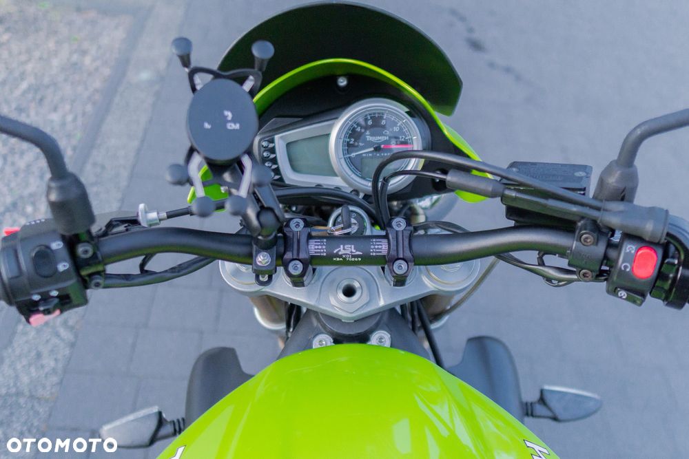 Triumph Street Triple - 20
