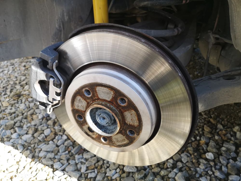 BMW Seria 3 - 19