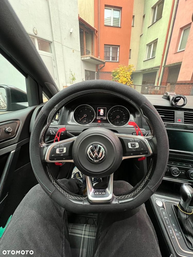 Volkswagen Golf VII 2.0 TDI BMT GTD DSG - 10