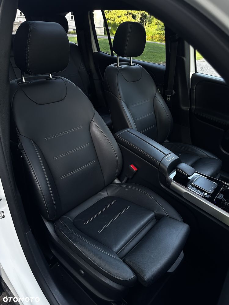 Mercedes-Benz GLB 250 4Matic 8G-DCT AMG Line - 26