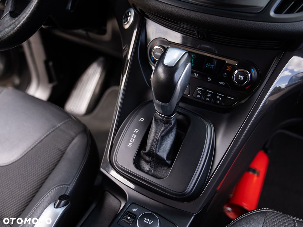 Ford Kuga - 28