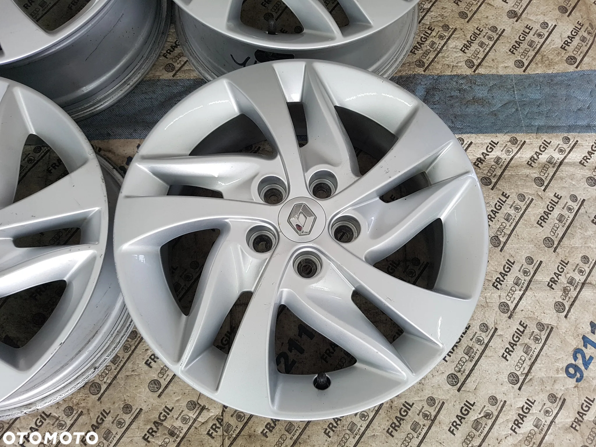 FELGI ALUMINIOWE  RENAULT KANGO II 5X108 6JX16 ET44 CZUJNIKI TMPS - 6