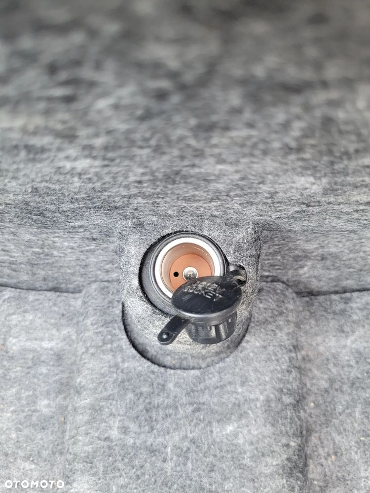 Indian Roadmaster - 34